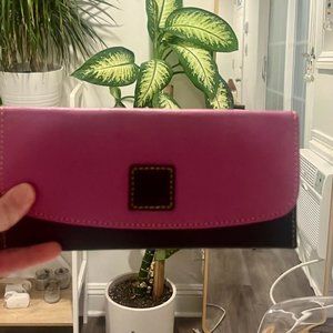 Dooney & Bourke Sophie Slim Envelope Wallet